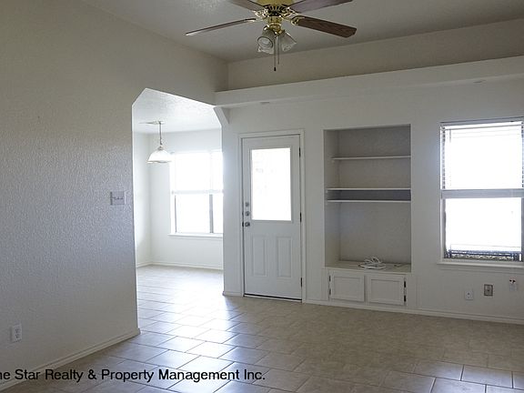 2nd image of 2705 Larissa Dr