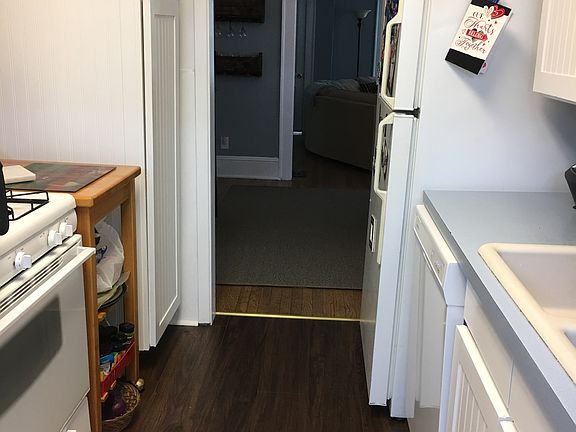 2nd image of 1478 Lauderdale Ave
