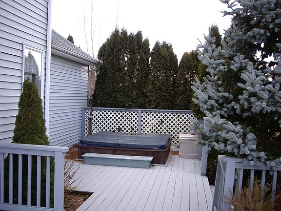 Deck with Hot Tub