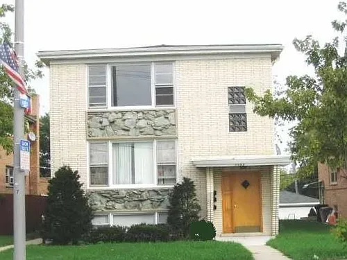 7353 N Waukegan Rd #GARDEN Photo 1 7353 N Waukegan Rd #GARDEN Photo 1