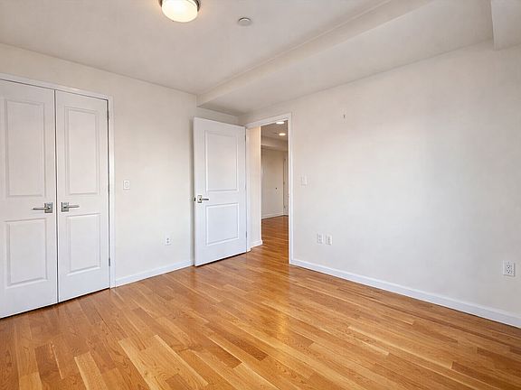2nd image of 3110 23rd St APT 5E