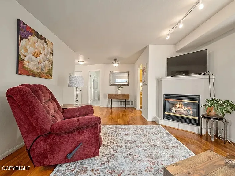 5719 Denali St #F — Photo 4