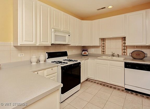 4th image of 34435 N Old Walnut Cir #P-17