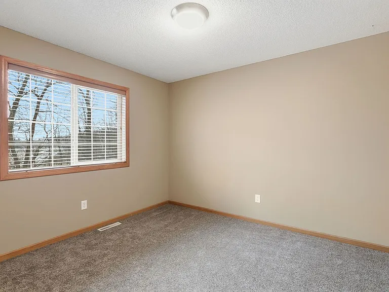 1778 Klondike Dr NE — Photo 16