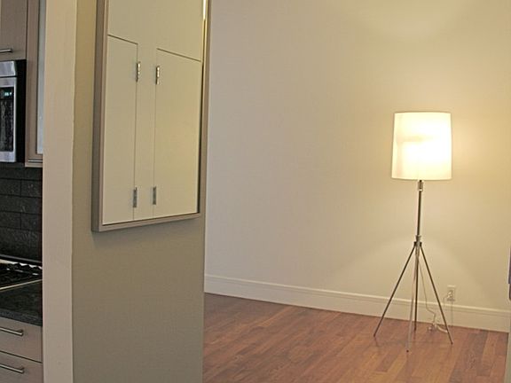 5th image of 120 Greenwich St APT 8B
