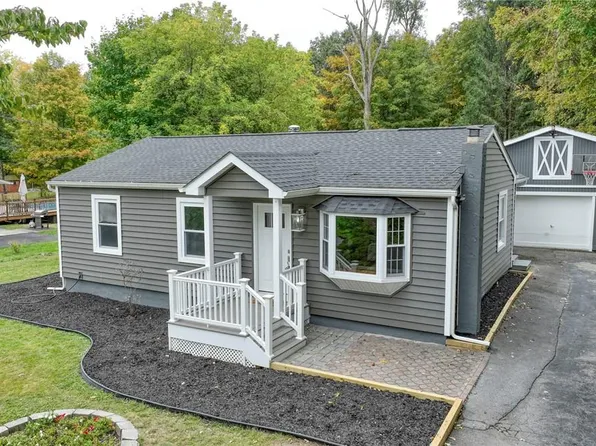 33 Wickham Drive, Warwick, NY 10990