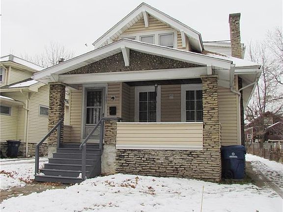 2nd image of 1987 Hertel Ave