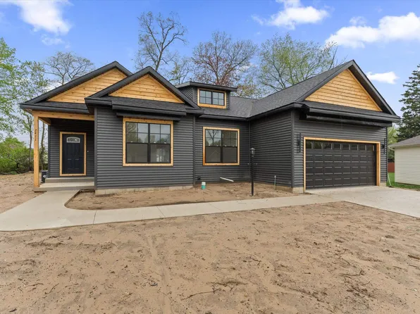 2411 Wildflower Cv, Mishawaka, IN 46545