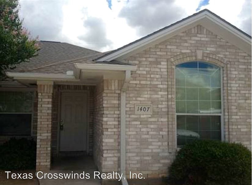 1st image of 1406 Western Oaks Ct