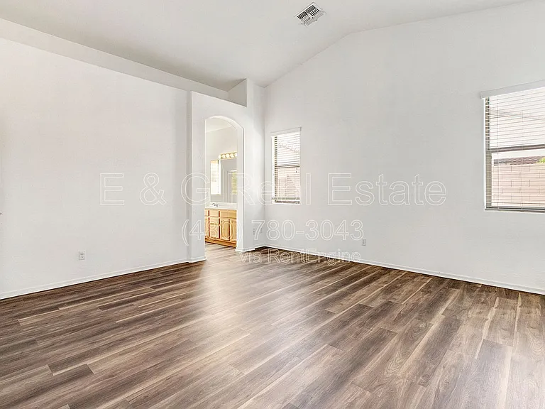 17228 W Elm St — Photo 23
