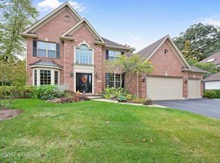 3705 Queen Elizabeth Ct, St Charles, IL