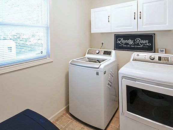 5th image of 2330 Crest Haven Blvd