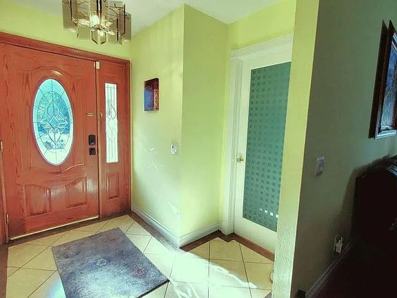 3rd image of 14491 Pinewood Rd