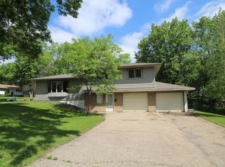 3116 W 86th St, Bloomington, MN 55431