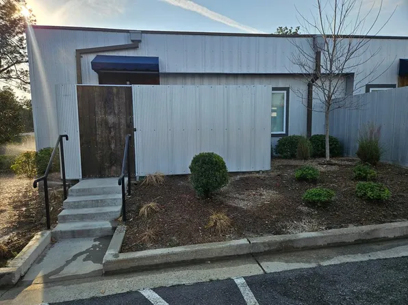 205 S Dogwood Dr #A, Nashville, GA 31639