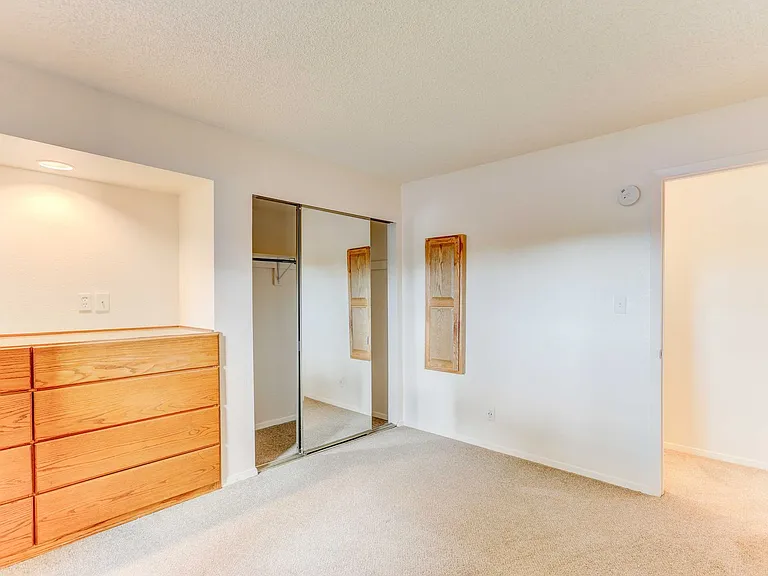 Riva Ridge Apartments — Photo 28
