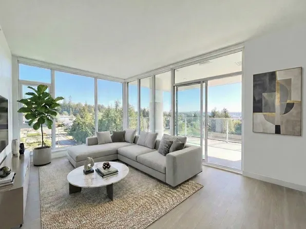 555 Sydney Ave #704, Coquitlam, BC V3K 3J8
