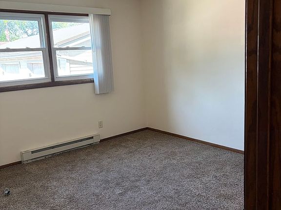 3rd image of 2024 Green Tree Rd #1-8