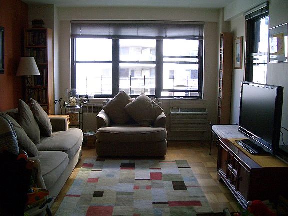 2nd image of 301 E 63rd St APT 9G