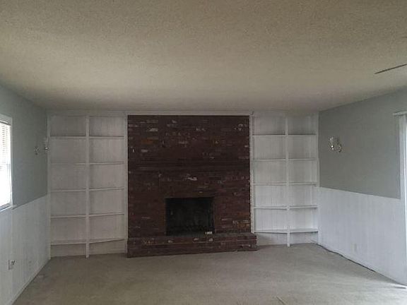 3rd image of 8309 E 92nd St