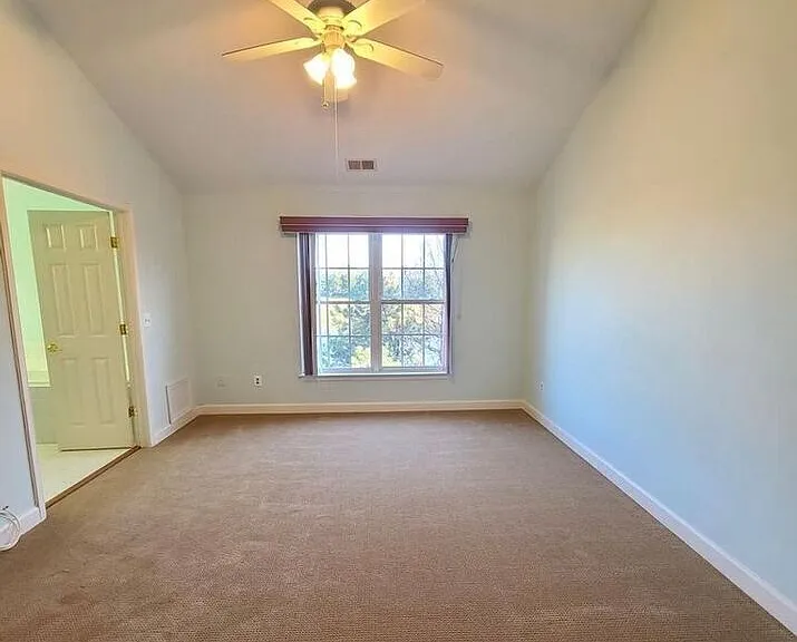 14240 Madrigal Dr — Photo 10
