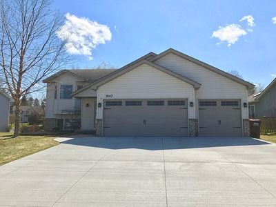 7643 31st St N, Oakdale, MN, 55128