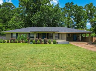 3103 Inwood Rd, Kilgore, TX 75662