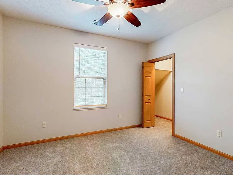 Stone Creek Villas — Photo 113