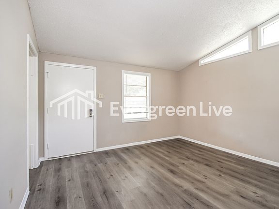 4th image of 4187 Arrowhead Rd