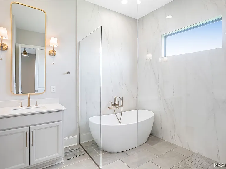 1536 Grantham Dr — Photo 17