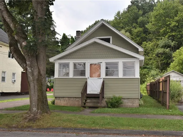 107 Graham St, Oriskany, NY 13424