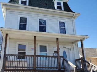 16 Merrick St, Worcester, MA 01609