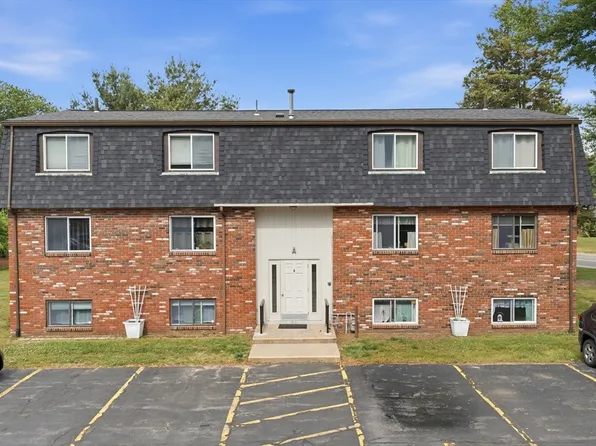 109 Maple St #A6, Attleboro, MA 02703