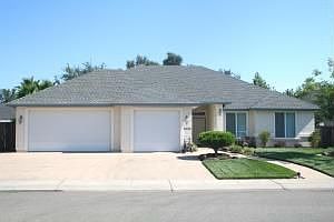 Front 5978 La Quinta Ct