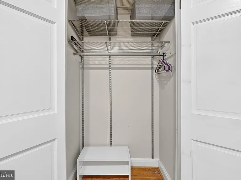 1427 Chapin St NW #204 — Photo 21