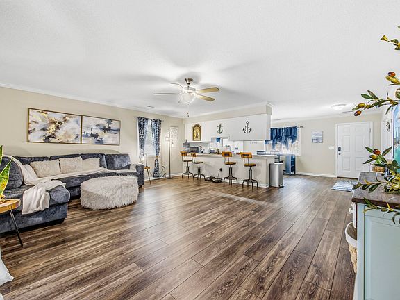 5th image of 4604 Lomax Ct. #7-D