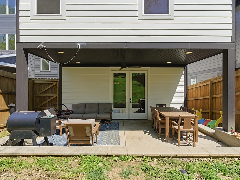 5823 Maxon Ave — Photo 10
