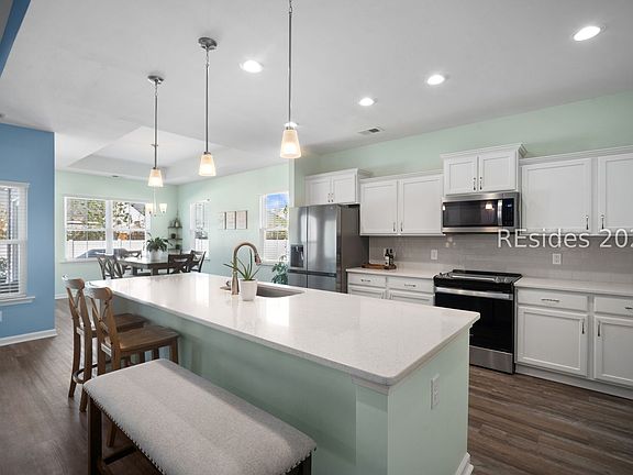 3rd image of 88 Parsons Pl