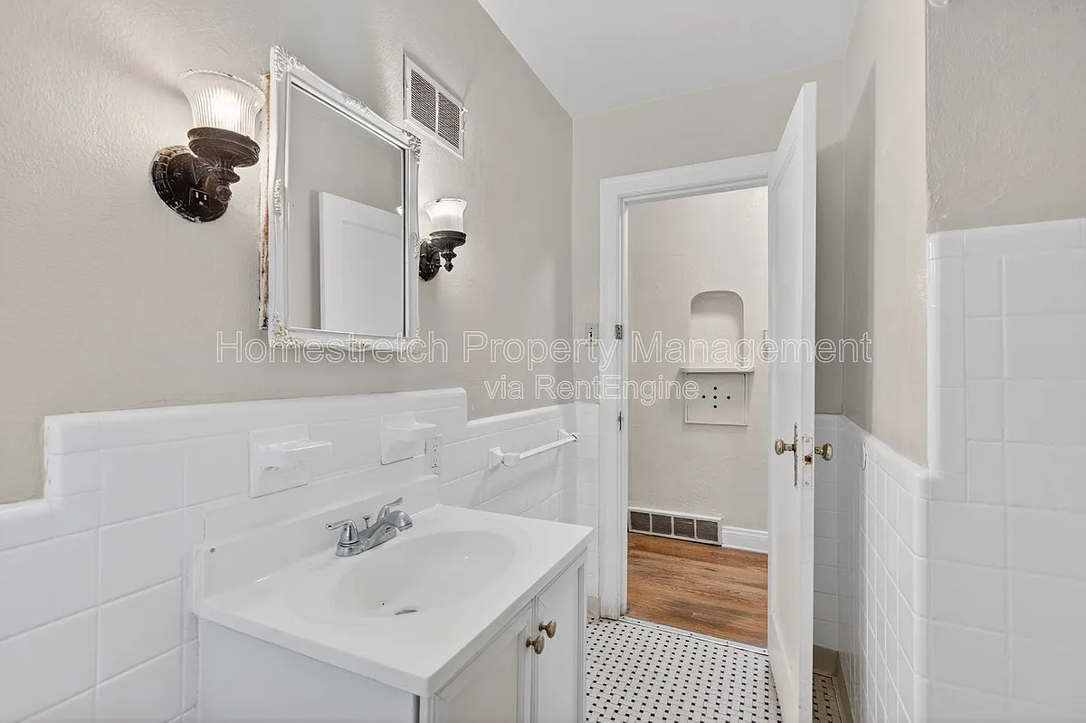 Building Photo - 8817 Shady Grove Ave