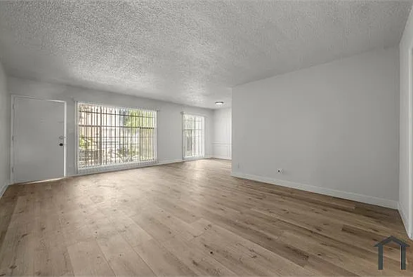 3878 Potomac Ave #11 — Photo 12
