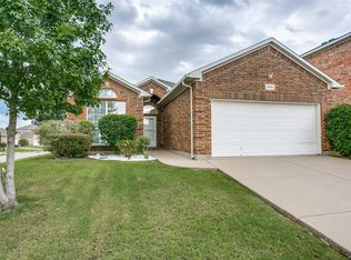 12852 Old Macgregor Ln, Fort Worth, TX 76244