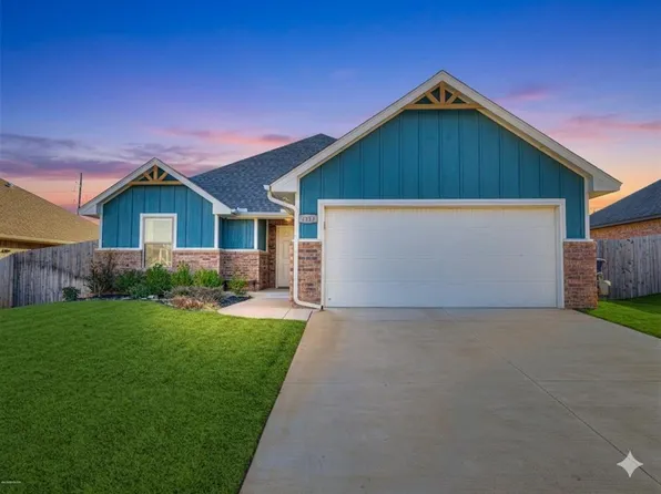 2912 Heather Haven, Moore, OK 73160