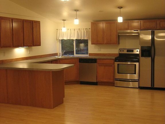 4th image of 5574 Welfare Ave NE