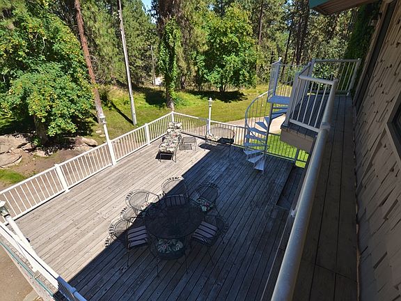5th image of 1921 S Dishman Ln