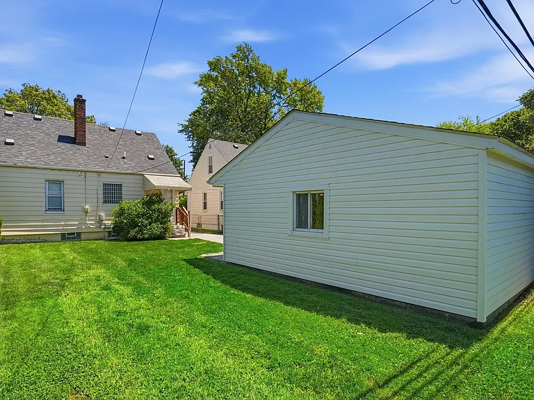 3432 Woodside St — Photo 34
