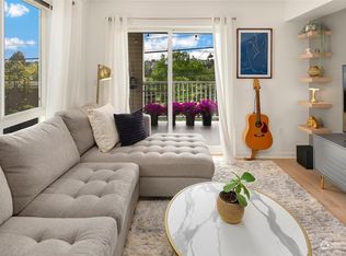 2530 15th Ave W APT 307, Seattle, WA