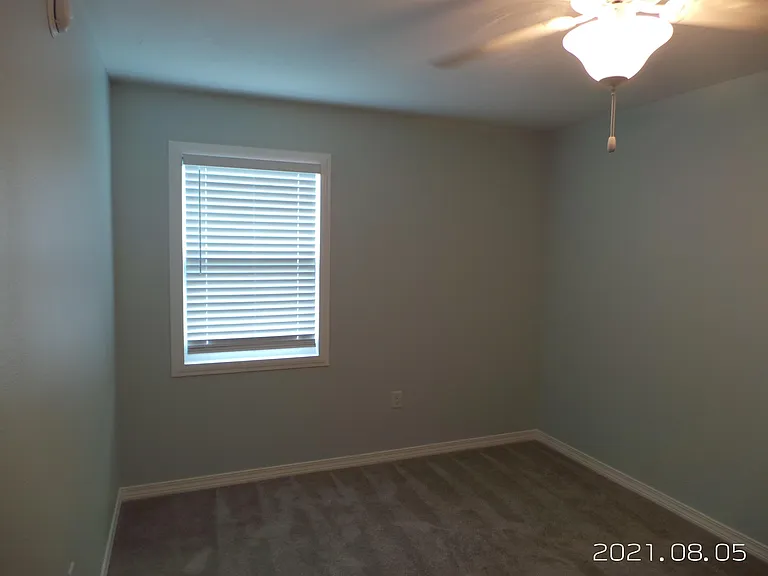 723 S Berthe Ave #9 — Photo 4