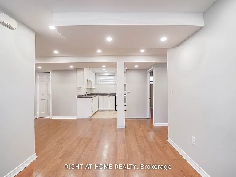2 Iangrove Ter — Photo 22