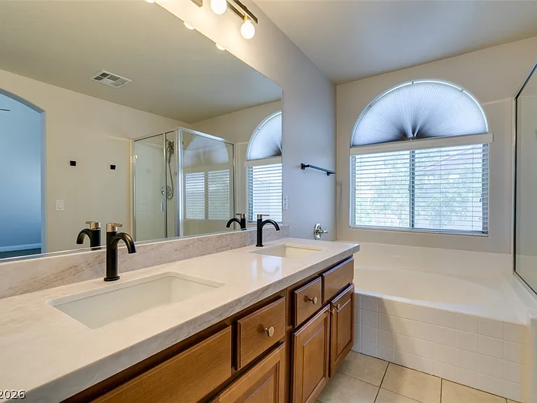 8909 Houston Ridge Ave — Photo 39