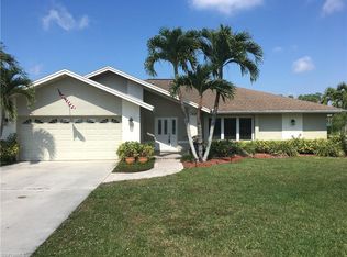 2416 Camden Ct, Naples, FL 34105